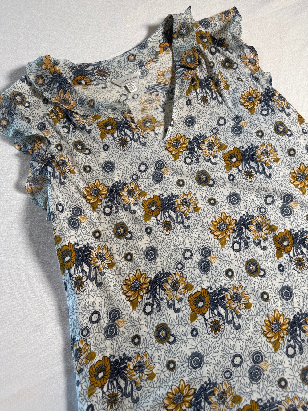 Lucky Brand Floral Blouse Flutter Sleeves Women's Medium Cottagecore Coquette